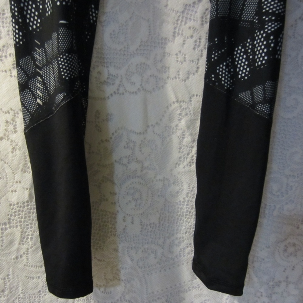 Champion women's athletic pants size Large - Picture 5 of 6